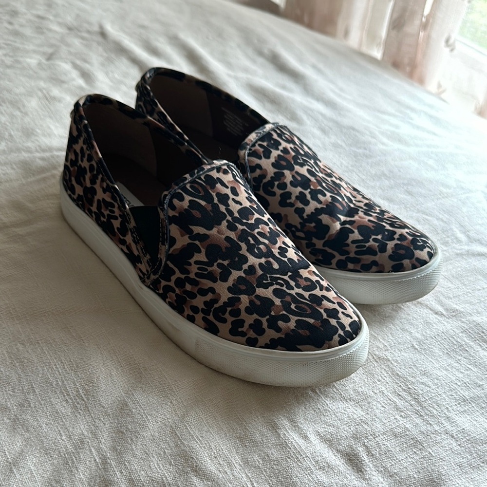 Steve Madden Brown and Black Slip-On Sneakers